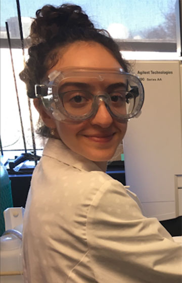 Headshot of Beyza Erdem in lab.