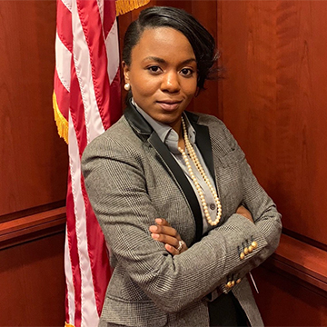 Headshot of Kenyora Parham