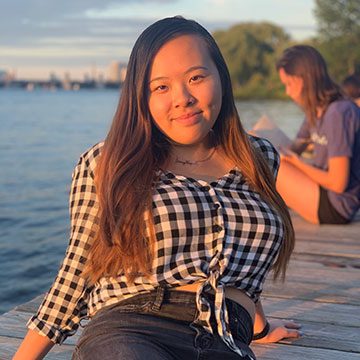 Jenny Huynh, Simmons University psychology major