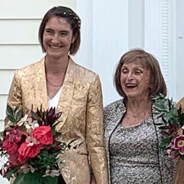 Kathryn Greenbaum and her grandmother Mildred Kagan Greenbaum