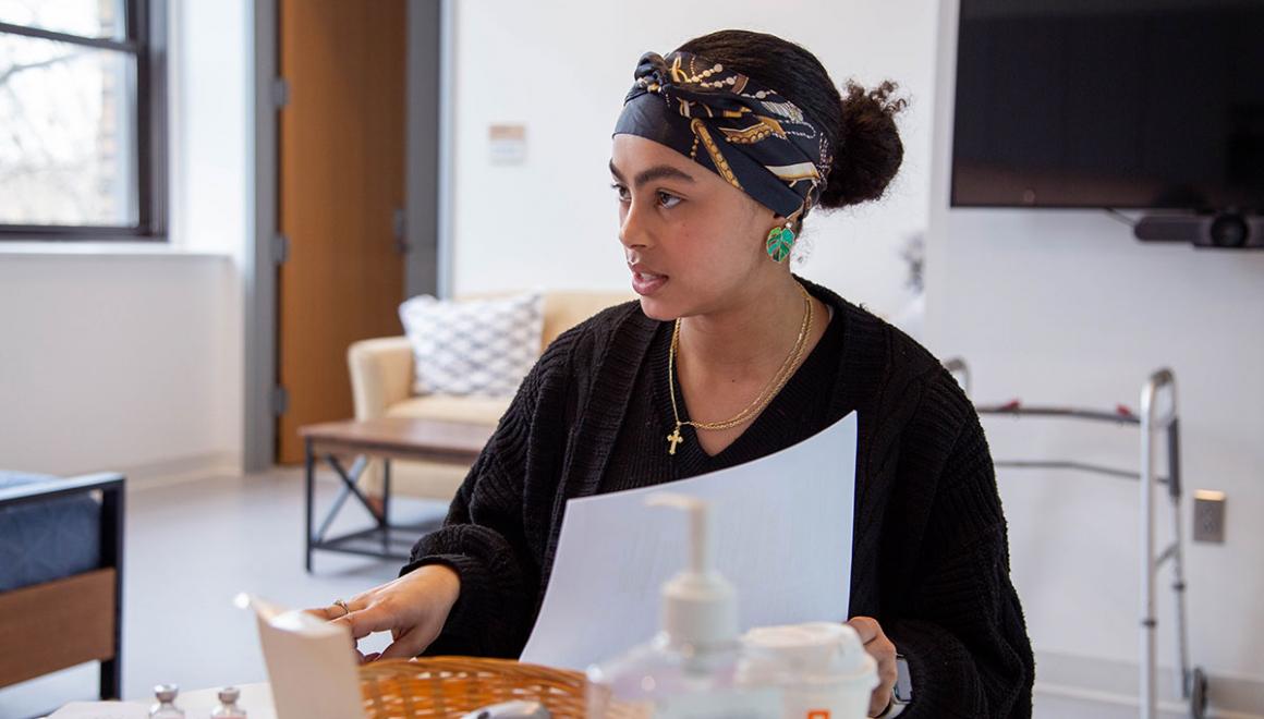 A Simmons health sciences student in a practicum setting