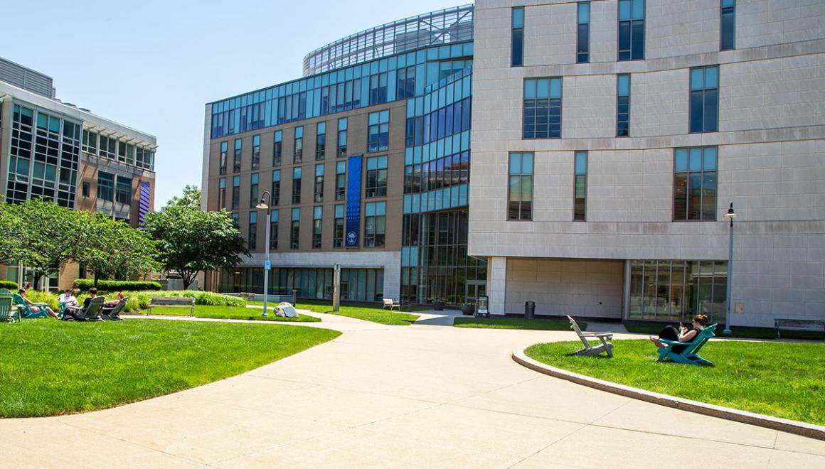 Part of the academic quad on the Simmons University campus. The management building is on the right, the palace road building is on the left.