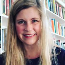 Jo Knowles