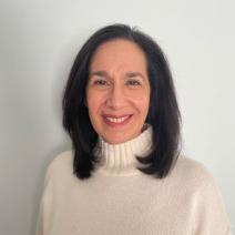 Robyn Liverant ’86