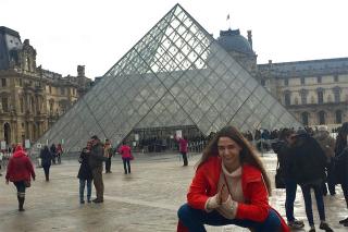 Kaitlyn Lapeyre in front of the Louvre.