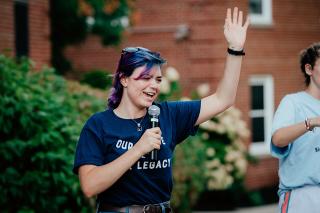 Isabelle Indelicato speaking at the Connections Carnival