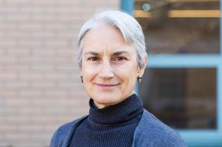 Photo of Nanette Veilleux