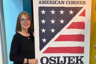 Sanda Erdelez Visits University of Osijek in Croatia as Fulbright Specialist 