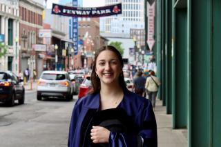 Nina Testa '23, '25DPT at Simmons' 2025 Commencement.