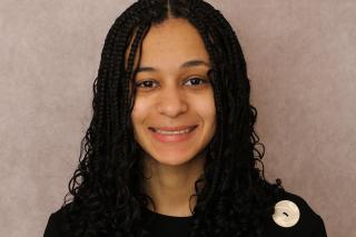 Melanie Pina ’25MSW
