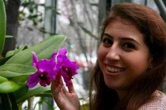 Headshot of Cristina Samaniego