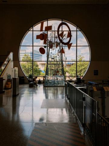 Sculpture in the Museum of Science. Photo Credit: Adriana Arguijo Gutierrez