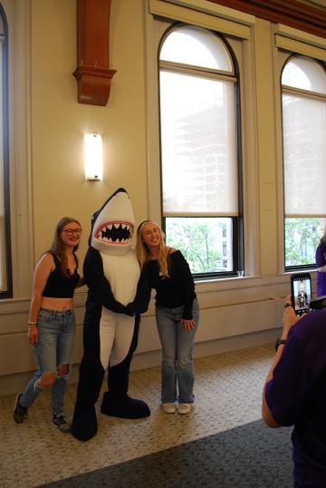 Orientation 2025 - Two students Posing with Stormy