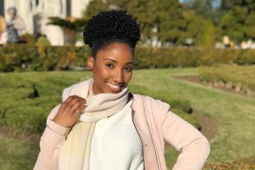 Headshot of Andrea Borges