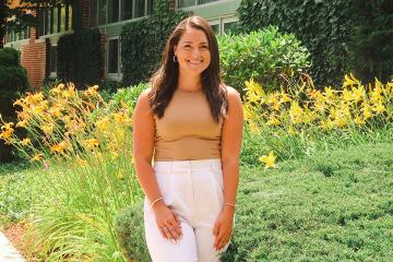 Taylor Lacroix ’23 MSW