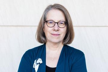Photo of Valerie Leiter