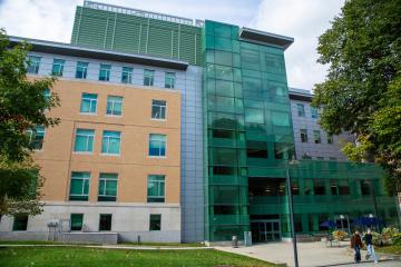 Lefavour Hall on the Simmons University campus