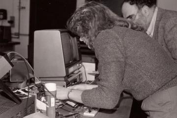 Teresa Hubbard Carterette in the Applied Computer Science lab in 1988