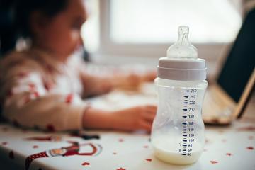 Close up of baby bottle