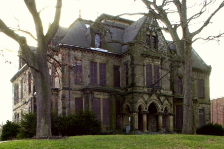 The Abbotsford House, home of the Museum of the National Center of Afro American Artists 