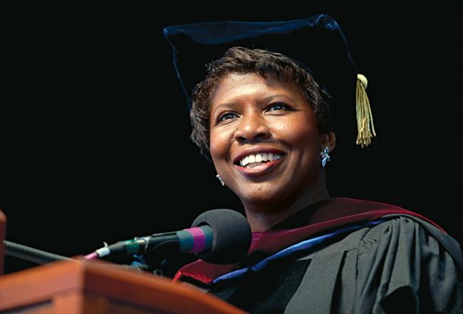 Gwen Ifill speaking at a past Simmons Commencement