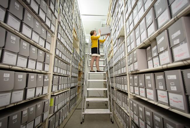 Student in the archives