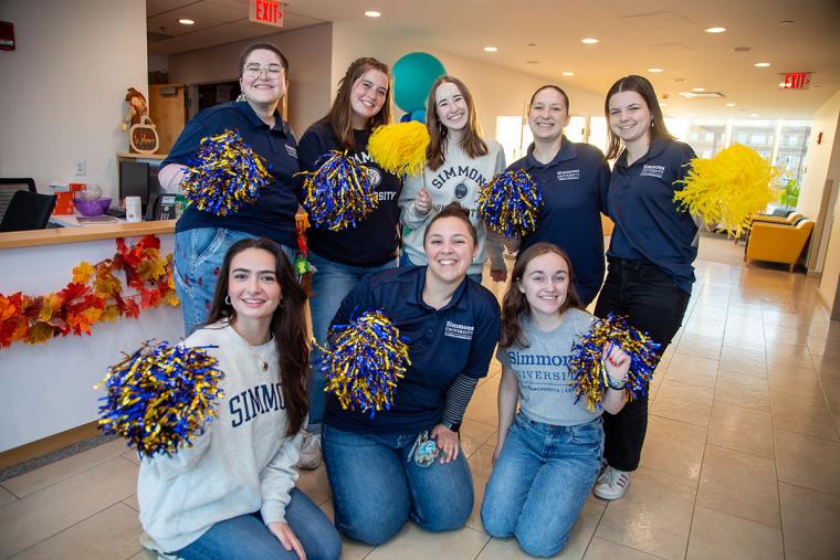 A group of Simmons admissions ambassadors
