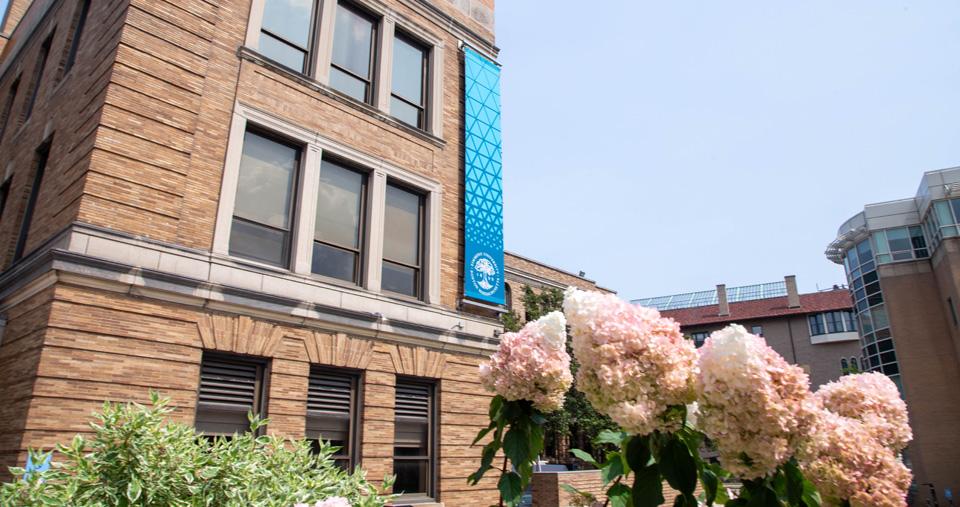 Simmons Exterior Campus shot