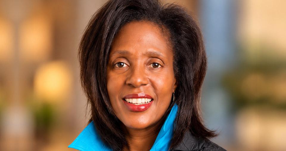 Simmons President Lynn Perry Wooten