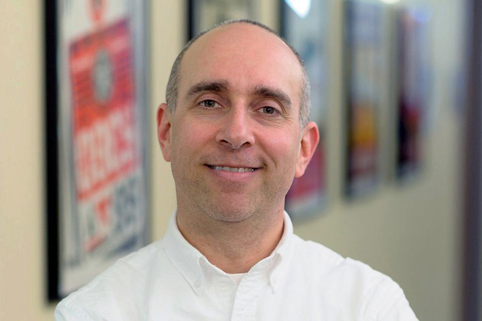 Headshot of Peter Botticelli