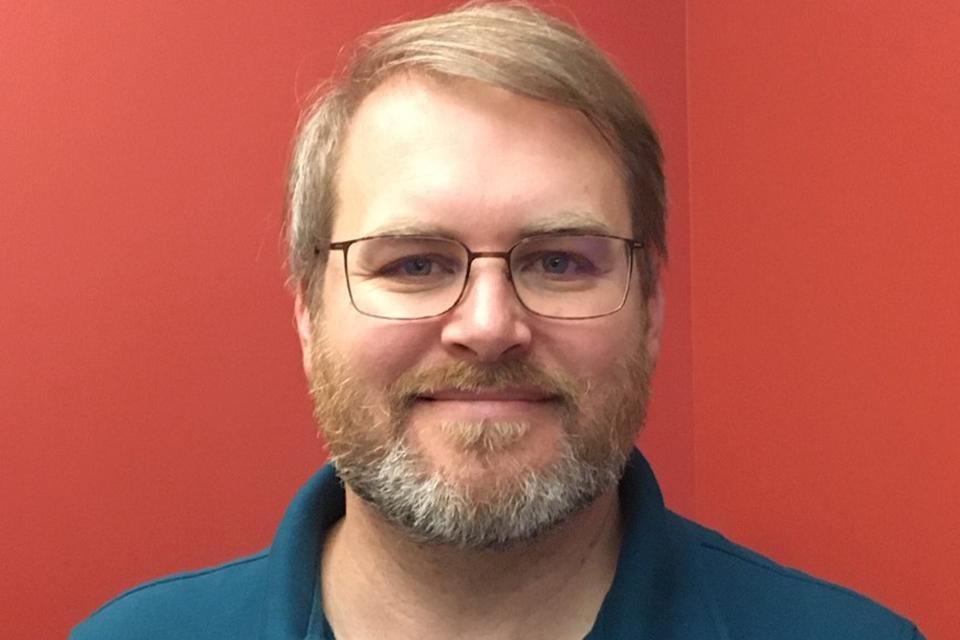 Headshot of Jeremy Brown.