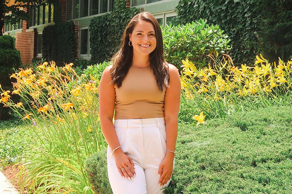 Taylor Lacroix ’23 MSW