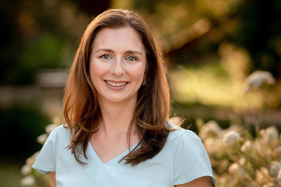 Photo of Simmons Alum Emese Parker